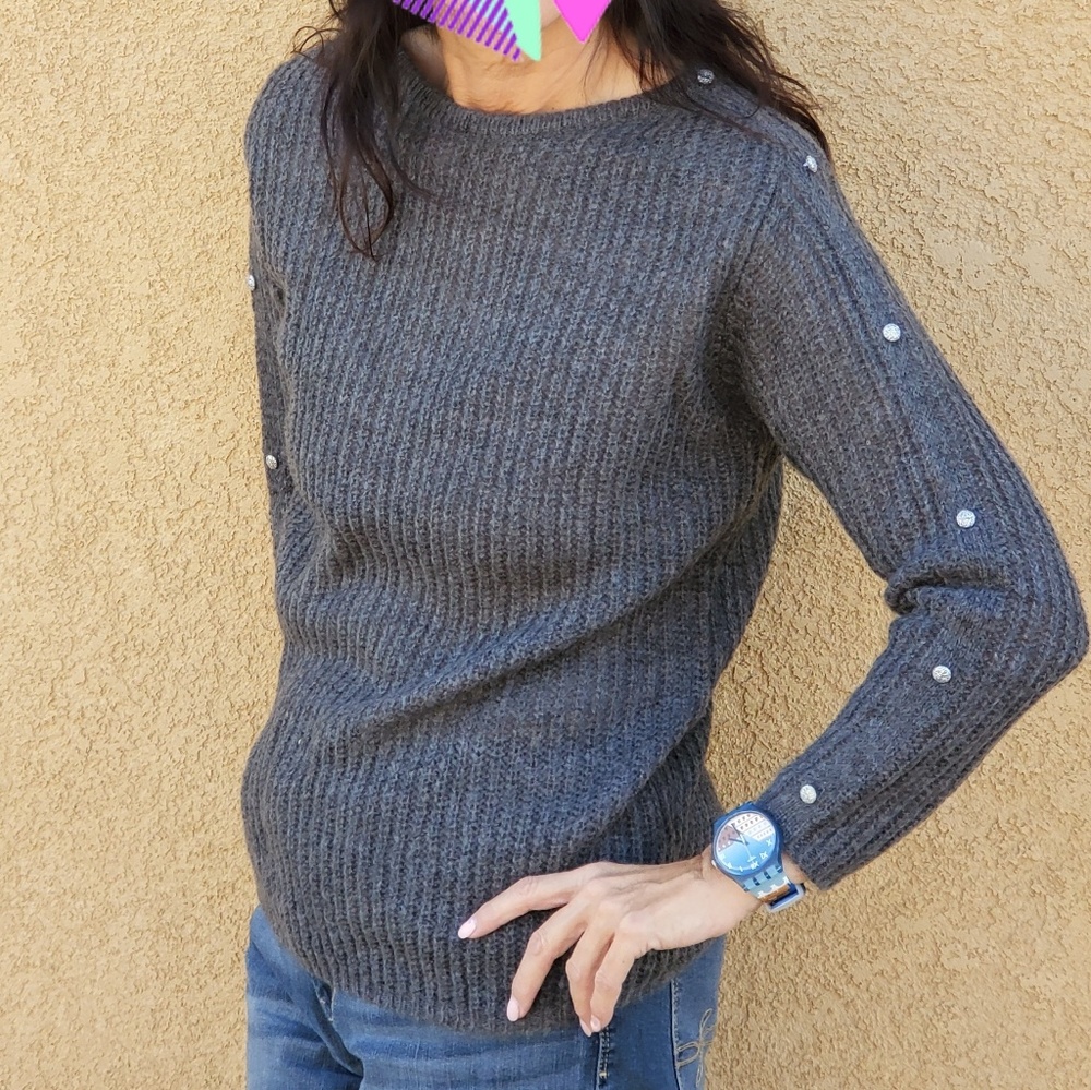 Gray knit boat neck lightweight sweater brushed silver button detail sm/med - Picture 2 of 6
